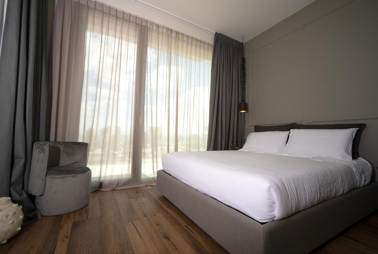 Piccola Maesta' Boutique Rooms Civitanova Marche Buitenkant foto