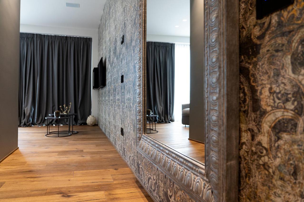 Piccola Maesta' Boutique Rooms Civitanova Marche Buitenkant foto